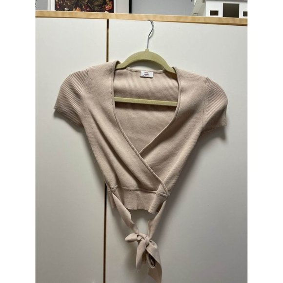 New Aritzia Prunella Tie Top - Picture 3 of 4